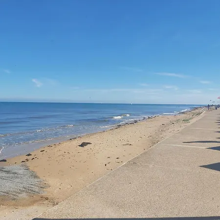 Maisonnette Proche 4 Pers * קורסיי-סור-מר